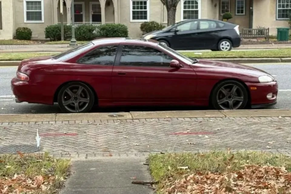 1999 Lexus SC400 - Image 2 of 4