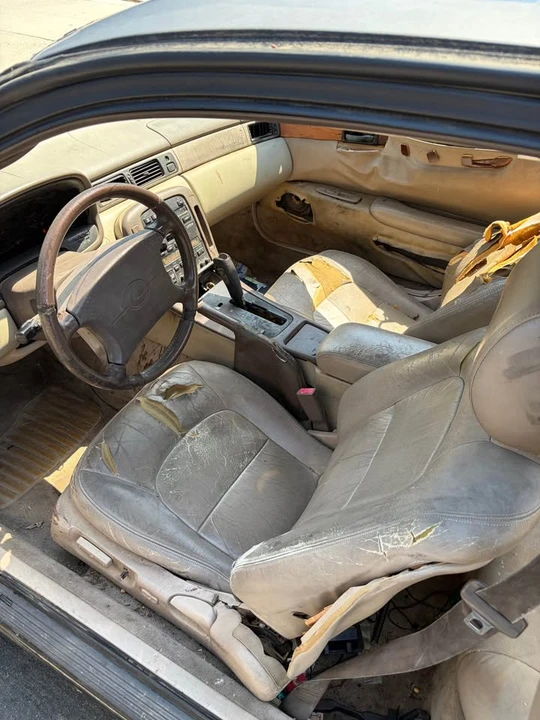1999 Lexus SC400 - Image 7 of 10