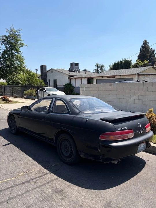 1999 Lexus SC400 - Image 5 of 10