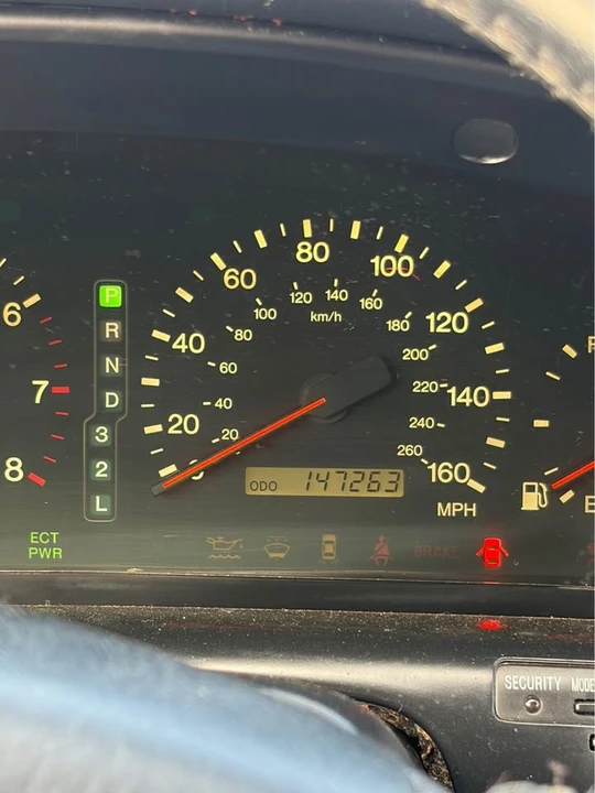 1999 Lexus SC400 - Image 9 of 9