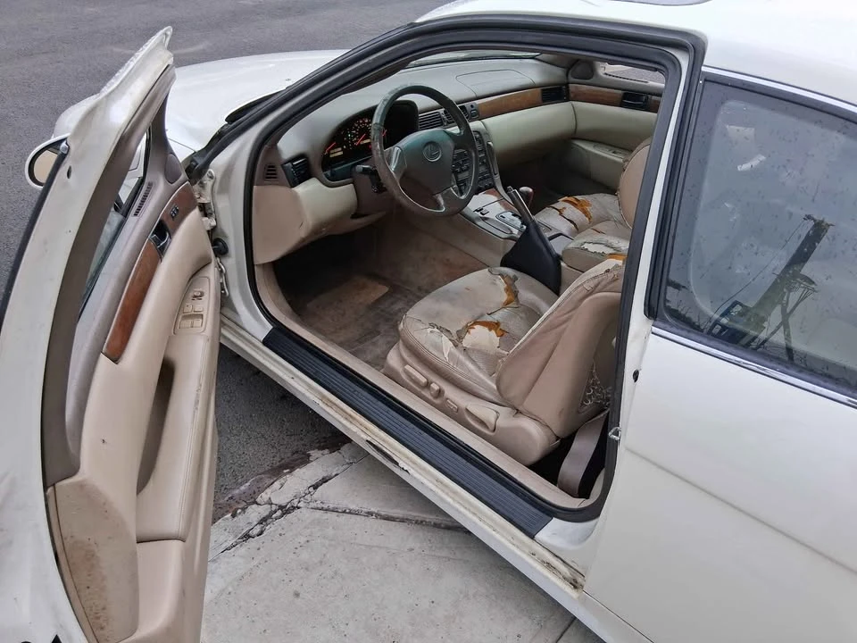 1999 Lexus SC400 - Image 7 of 11