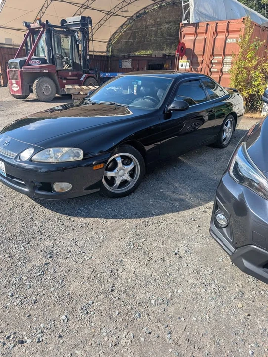1999 Lexus SC400 - Image 4 of 4