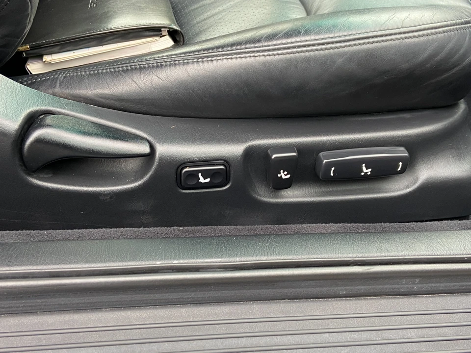 1999 Lexus SC400 - Image 19 of 21
