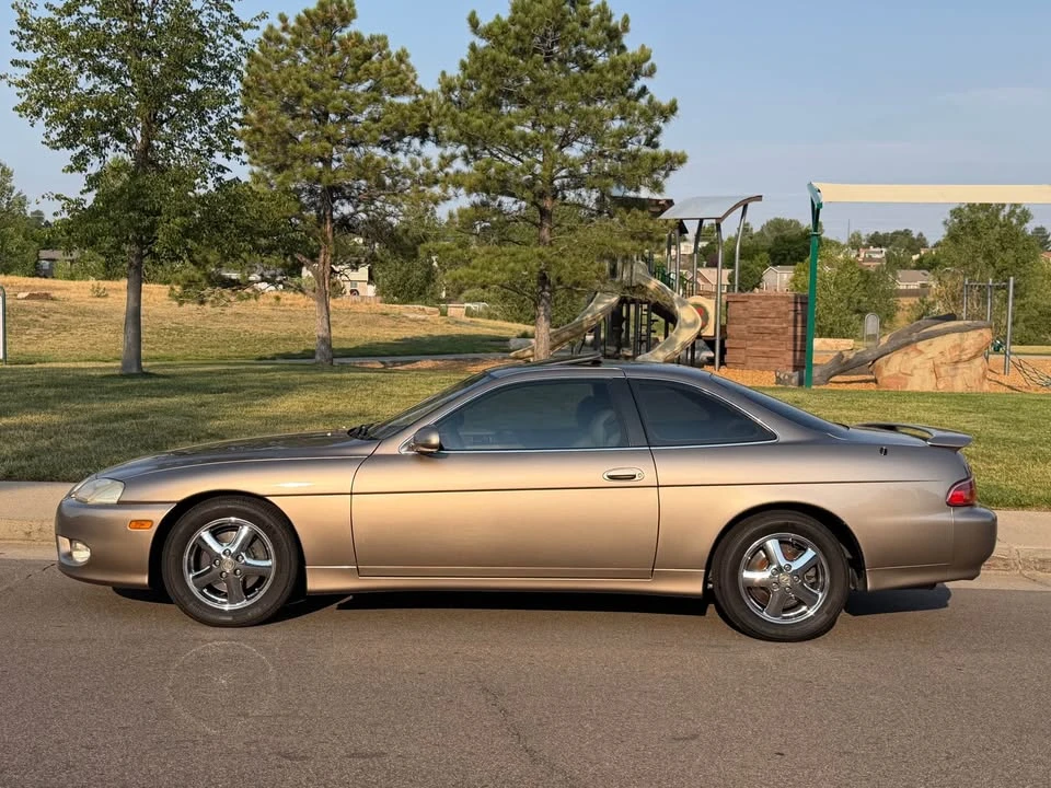 1999 Lexus SC400 - Image 3 of 19