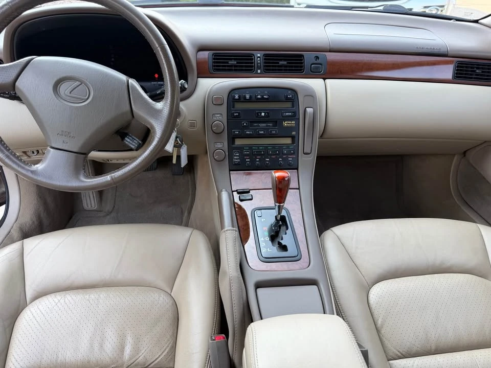 1999 Lexus SC400 - Image 16 of 20