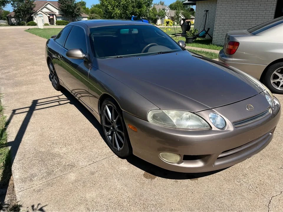 1999 Lexus SC400 - Image 3 of 11