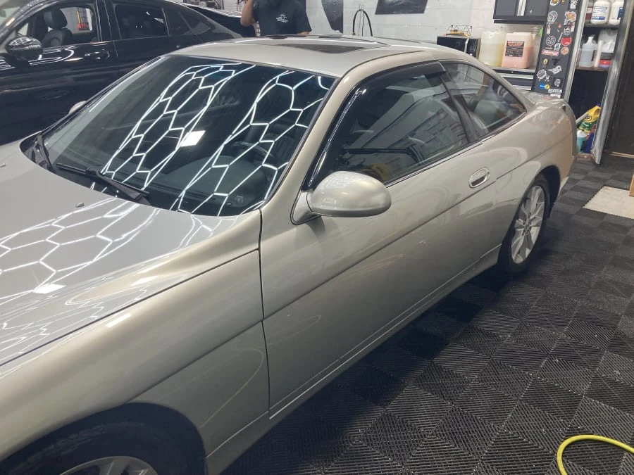 1999 Lexus SC400 - Image 5 of 11