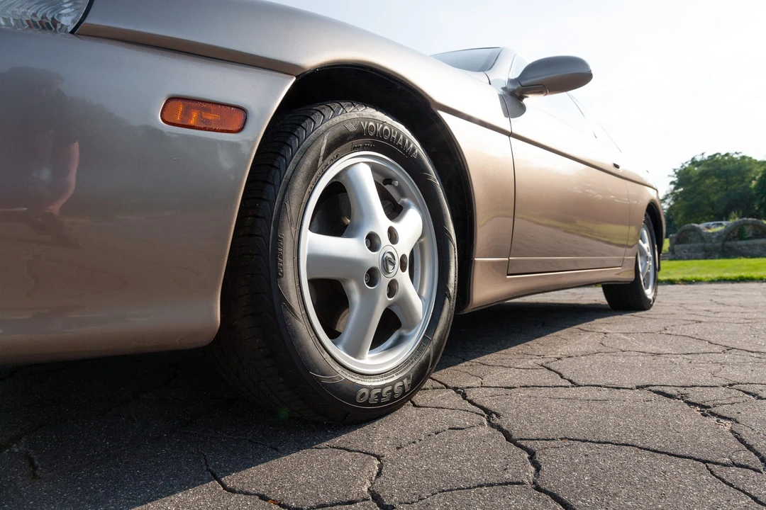 1999 Lexus SC400 - Image 24 of 31