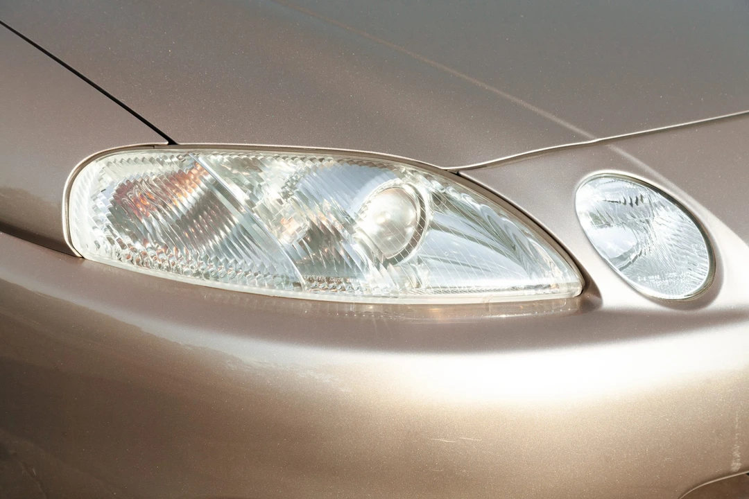 1999 Lexus SC400 - Image 29 of 31