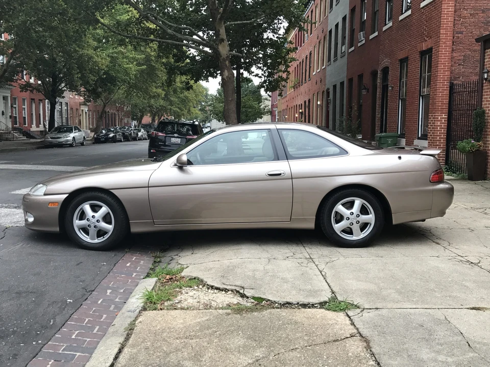 1999 Lexus SC400 - Image 16 of 31