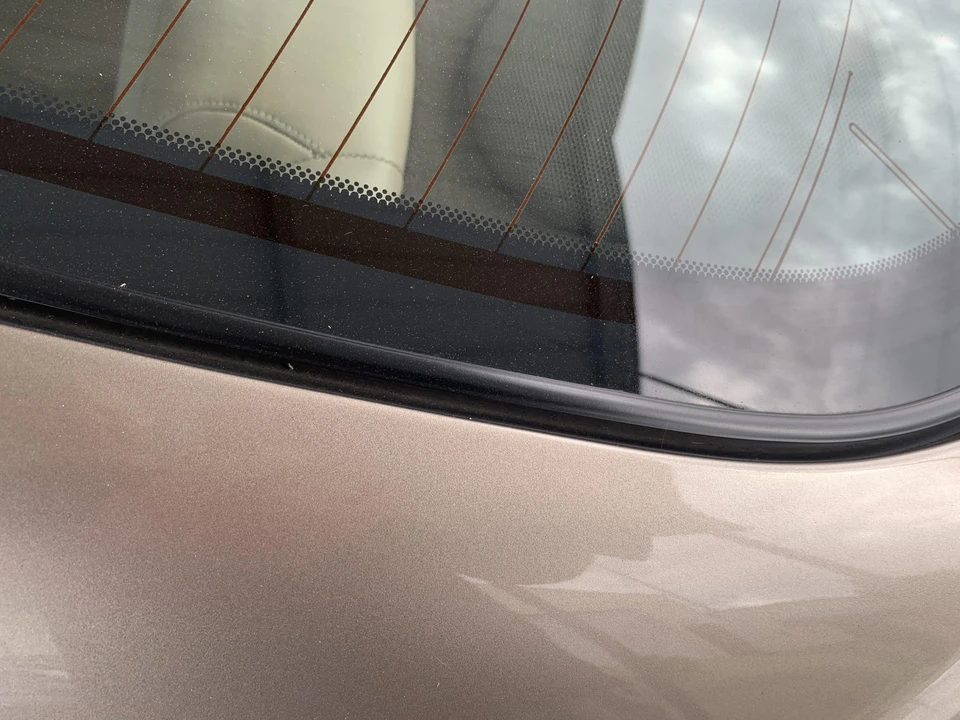 1999 Lexus SC400 - Image 25 of 31