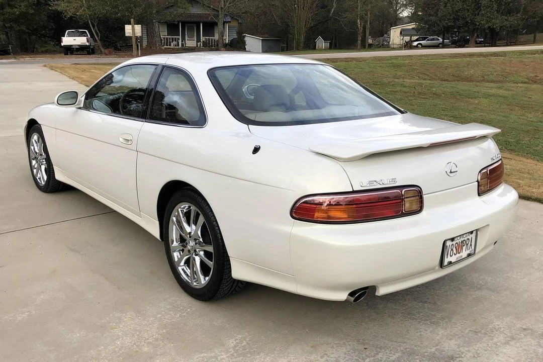 1999 Lexus SC400 - Image 3 of 31