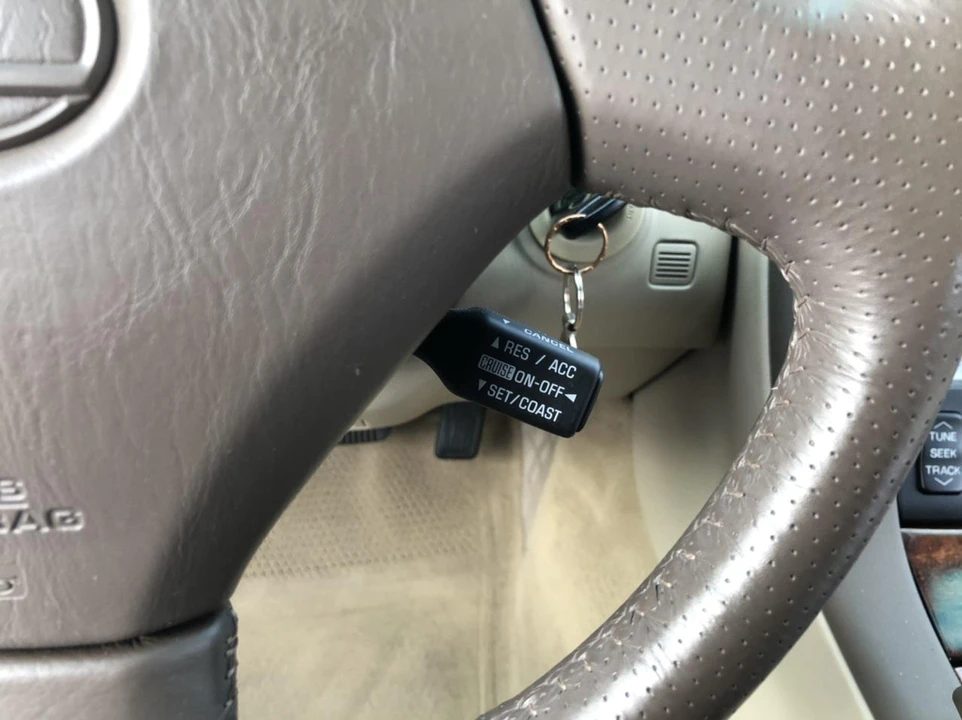 1999 Lexus SC400 - Image 29 of 31