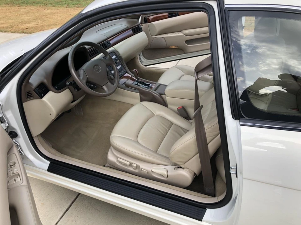 1999 Lexus SC400 - Image 22 of 31