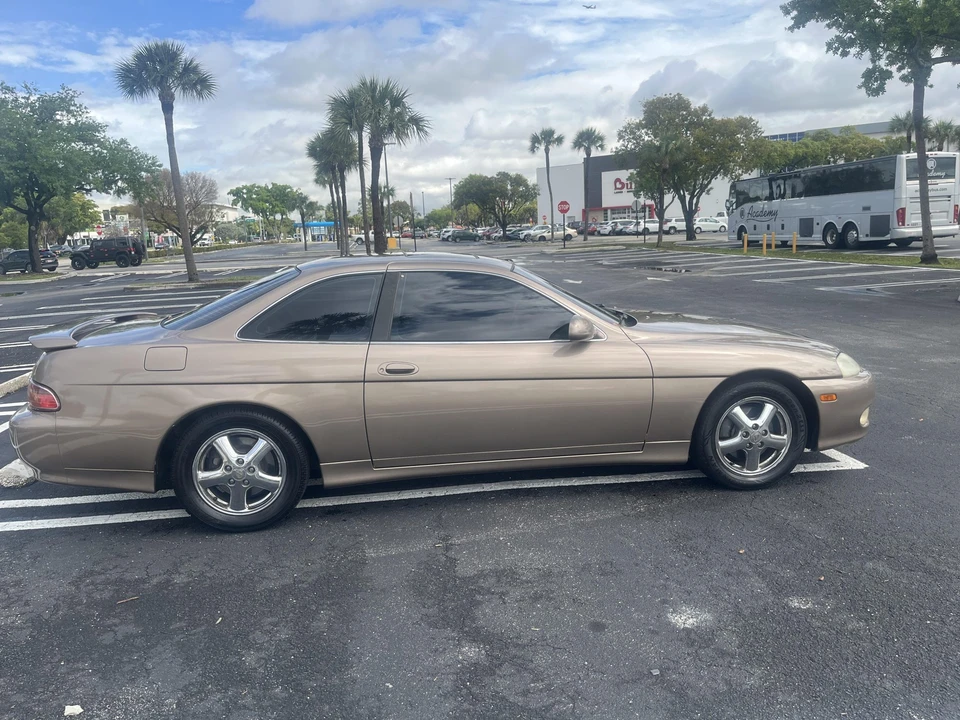 1999 Lexus SC400 - Image 20 of 31