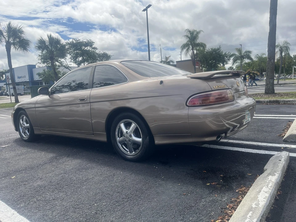 1999 Lexus SC400 - Image 12 of 31