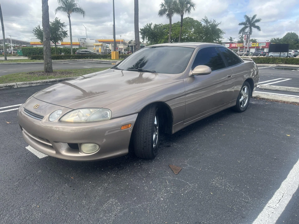 1999 Lexus SC400 - Image 9 of 31