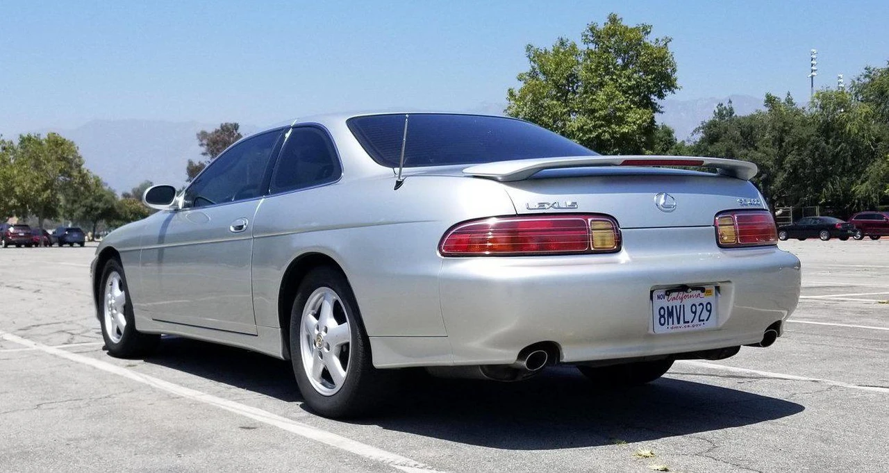 1999 Lexus SC400 - Image 2 of 31