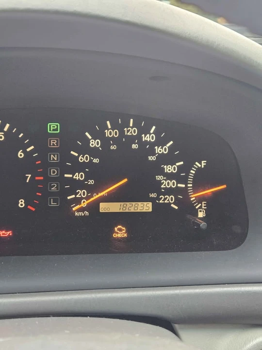 1999 Lexus ES 2nd Gen - Image 7 of 8
