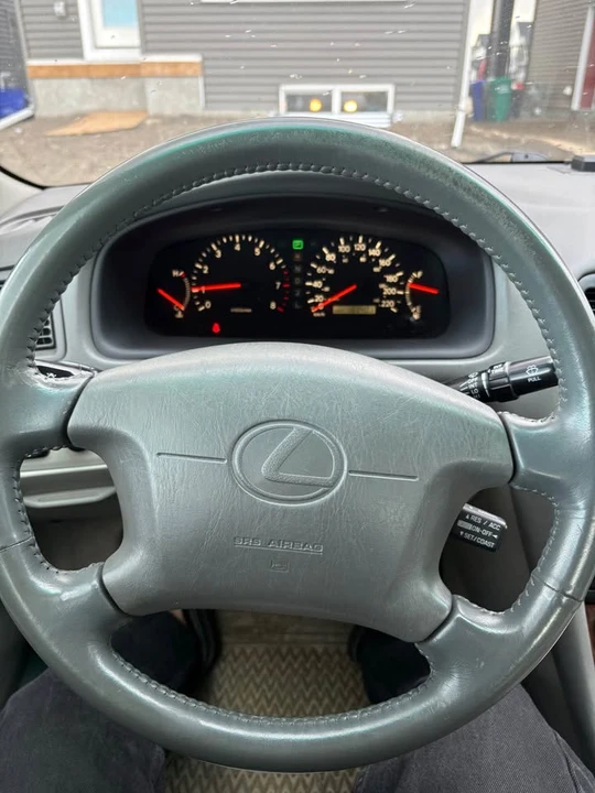 1999 Lexus ES 3rd Gen - Image 11 of 11