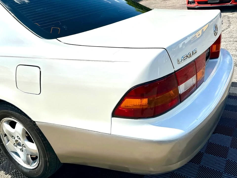 1999 Lexus ES 2nd Gen - Image 13 of 20
