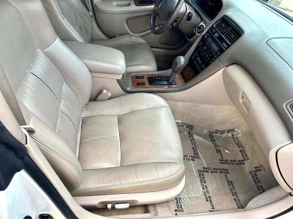 1999 Lexus ES 2nd Gen - Image 19 of 20