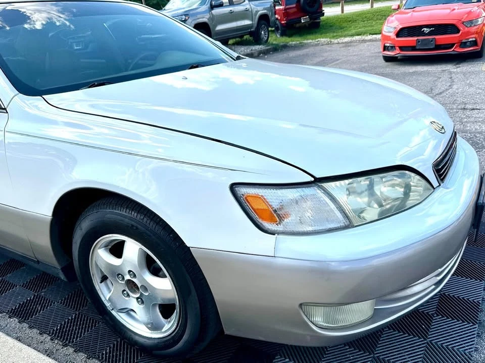 1999 Lexus ES 2nd Gen - Image 11 of 20