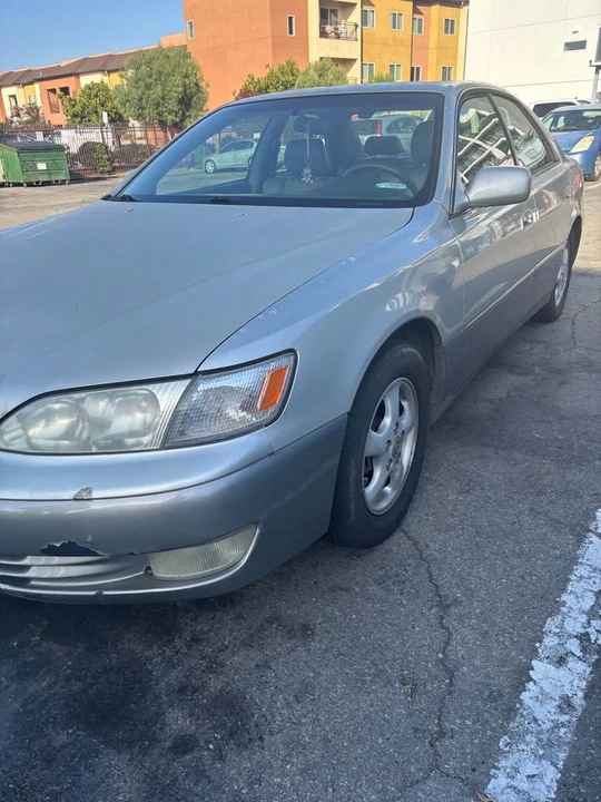 1999 Lexus ES 3rd Gen - Image 7 of 8