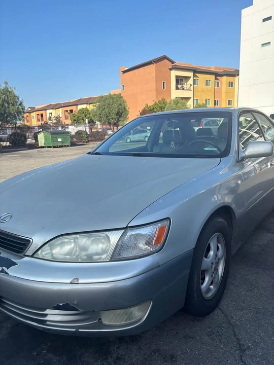 1999 Lexus ES 3rd Gen - Image 8 of 8