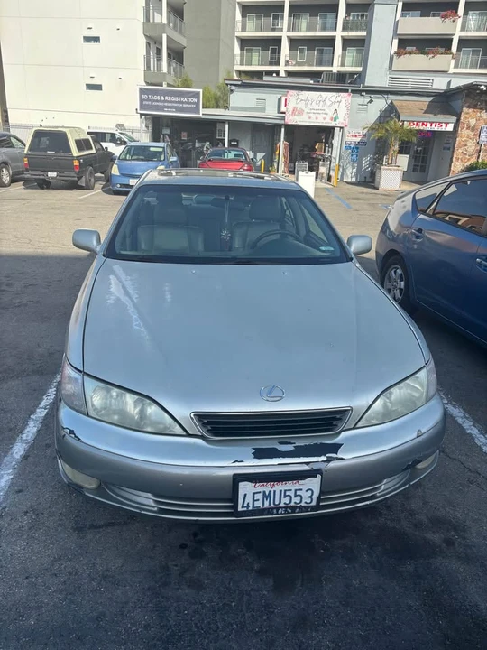1999 Lexus ES 3rd Gen - Image 6 of 6