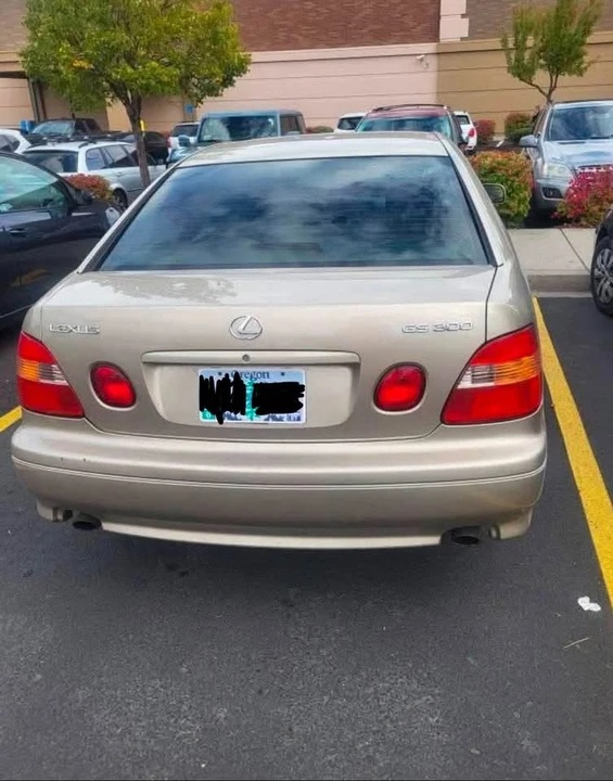 1999 Lexus GS 2nd Gen - Image 3 of 7