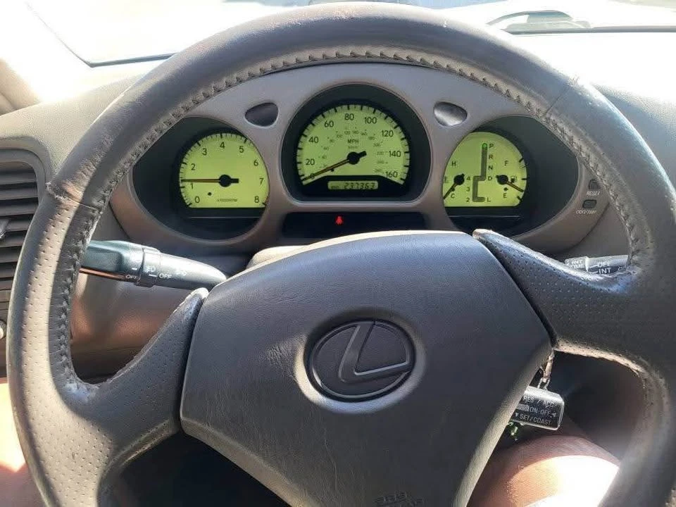 1999 Lexus GS 2nd Gen - Image 6 of 7