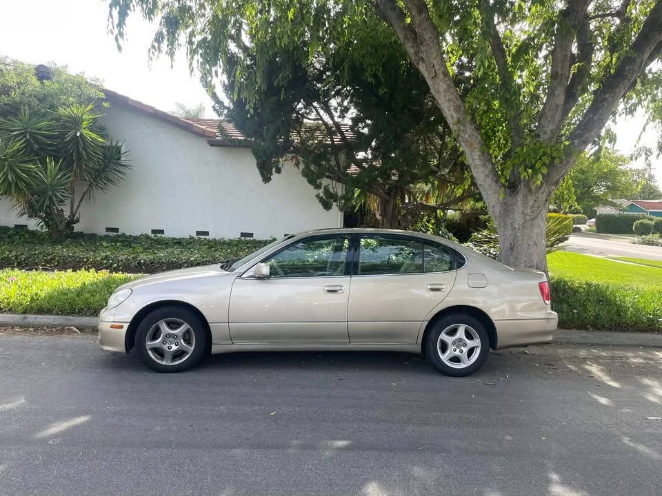1999 Lexus GS 2nd Gen - Image 2 of 4