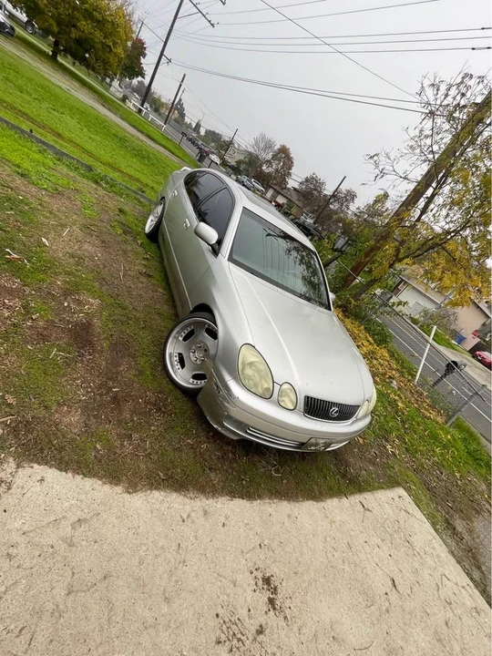1999 Lexus GS 2nd Gen - Image 8 of 9
