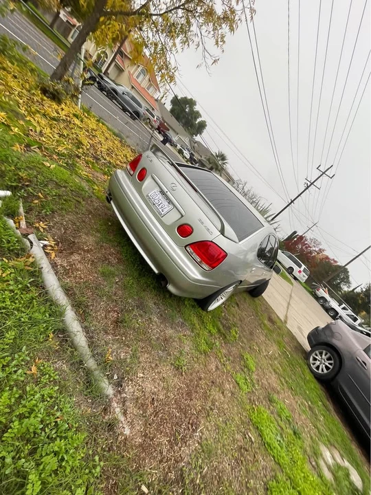 1999 Lexus GS 2nd Gen - Image 5 of 9
