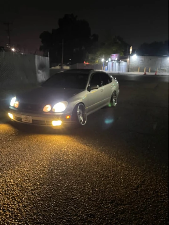 1999 Lexus GS 2nd Gen - Image 9 of 9