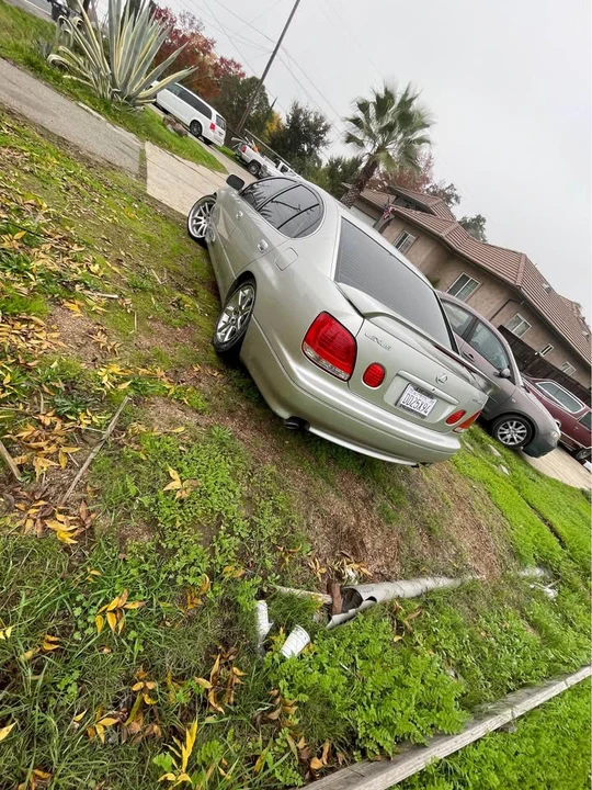 1999 Lexus GS 2nd Gen - Image 6 of 9
