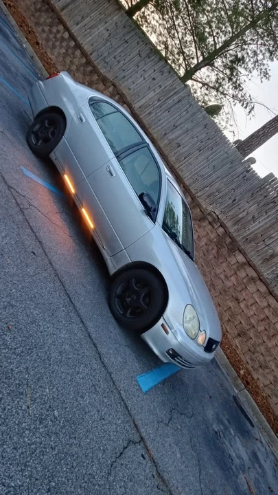 1999 Lexus GS 2nd Gen - Image 3 of 7