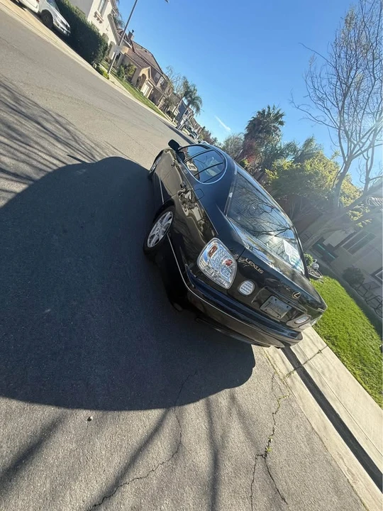 1999 Lexus GS 2nd Gen - Image 2 of 2