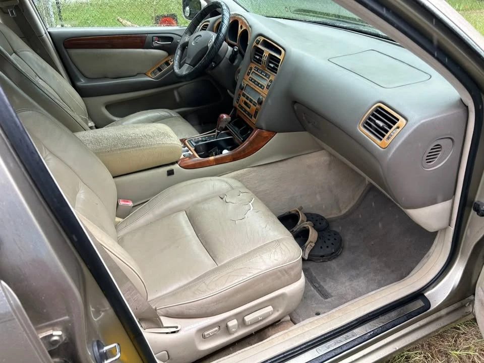 1999 Lexus GS 2nd Gen - Image 5 of 8