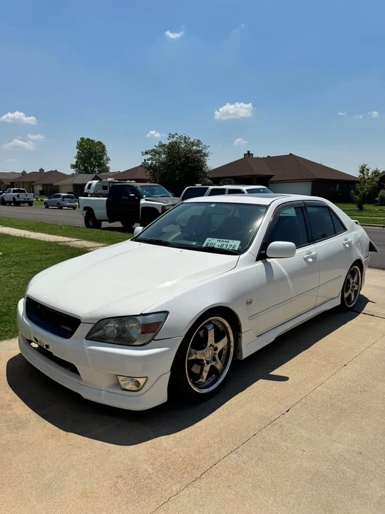 1999 Lexus IS 1st Gen - Image 2 of 12
