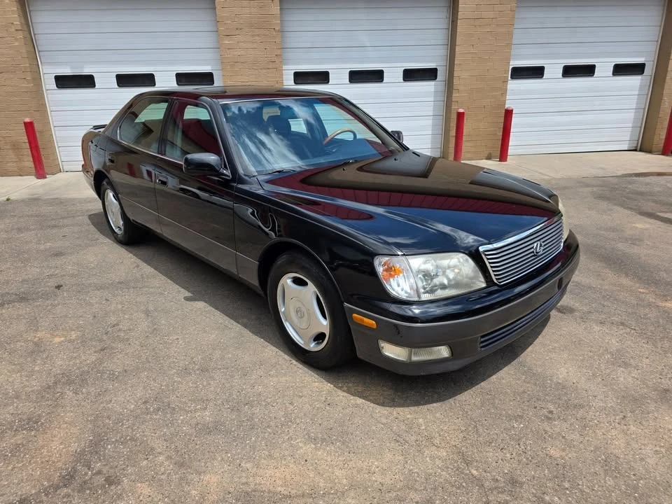 1999 Lexus LS 2nd Gen - Image 9 of 19
