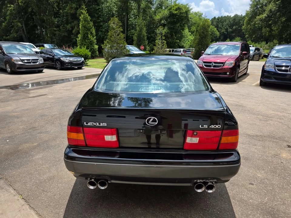 1999 Lexus LS 2nd Gen - Image 15 of 19