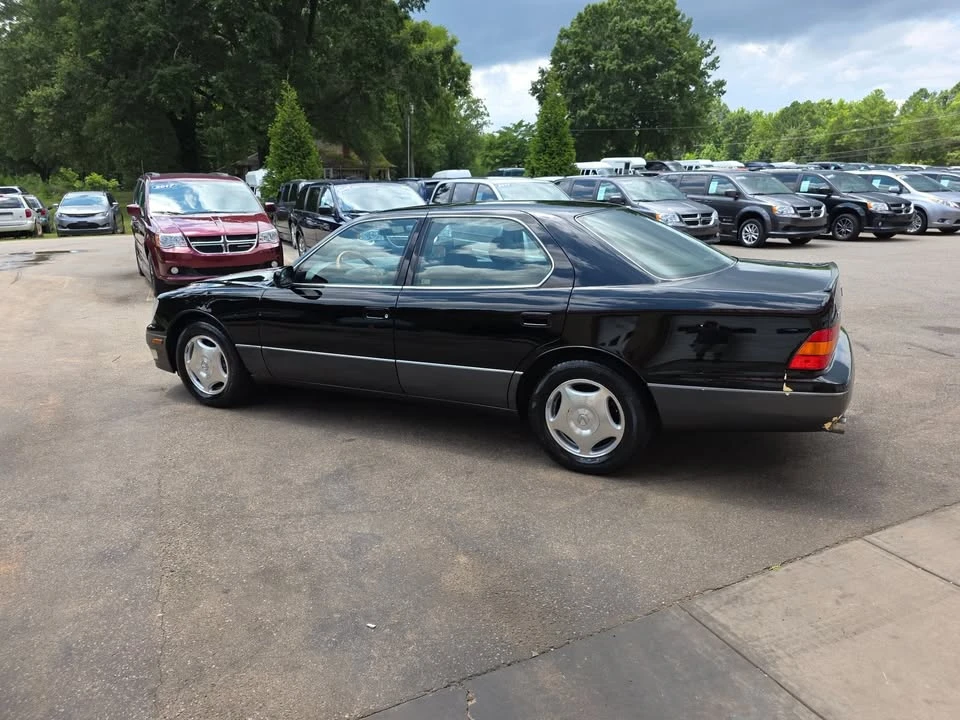 1999 Lexus LS 2nd Gen - Image 7 of 19