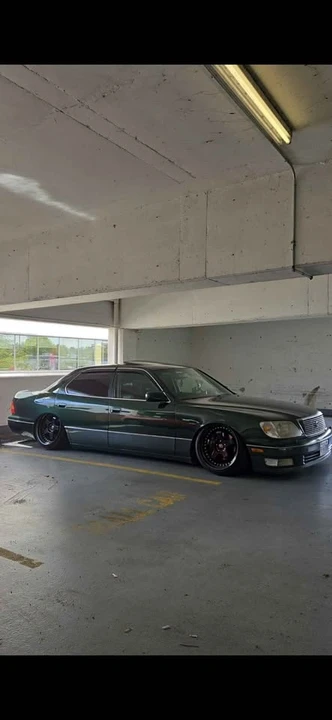 1999 Lexus LS 2nd Gen - Image 6 of 7