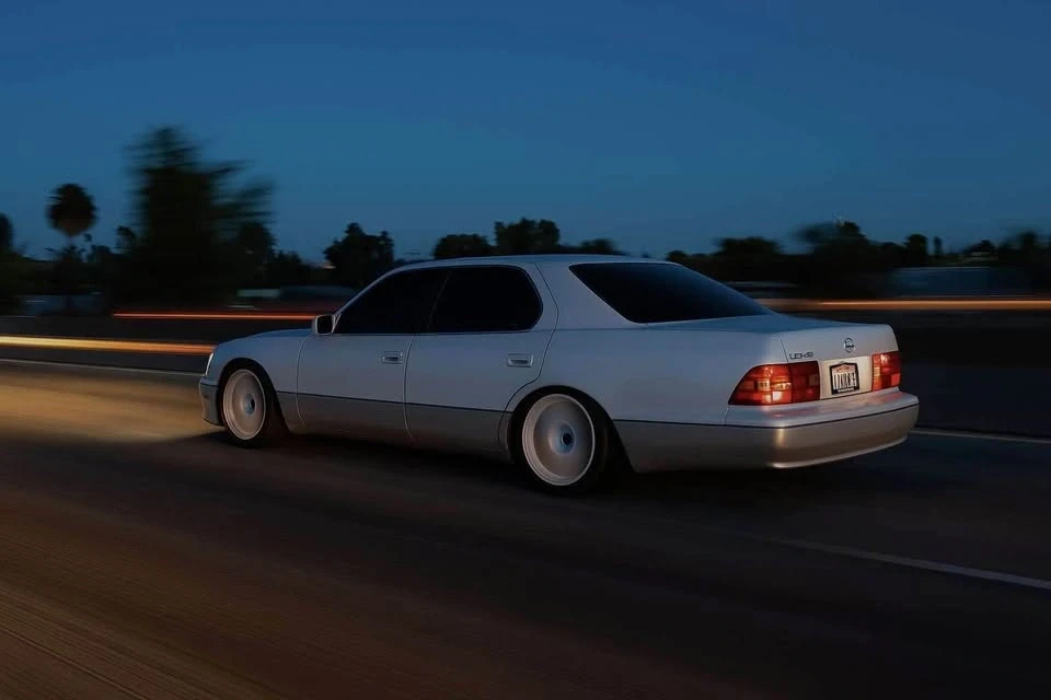 1999 Lexus LS 2nd Gen - Image 4 of 6