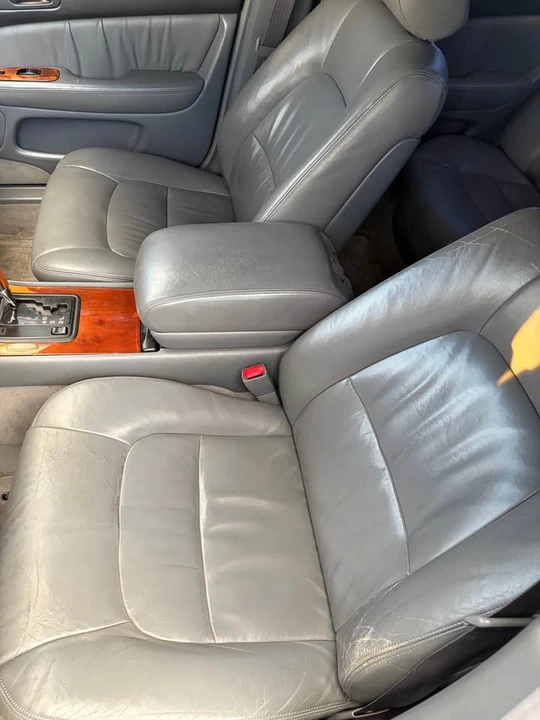 1999 Lexus LS 2nd Gen - Image 14 of 20