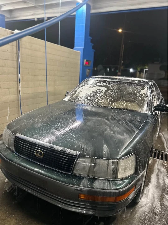 1999 Lexus LS 2nd Gen - Image 4 of 4