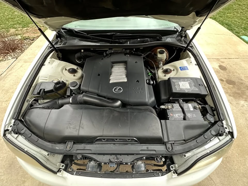 1999 Lexus LS 2nd Gen - Image 10 of 17
