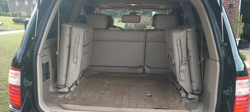 1999 Lexus LX 2nd Gen - Image 8 of 9